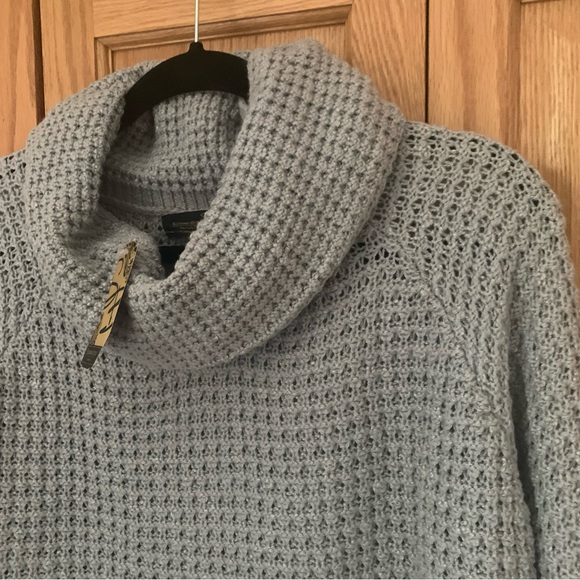 Suzanne Betro cowl neck sweater size large/xlarge - Picture 9 of 10